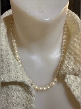 Vintage Marvella Pearl Necklace